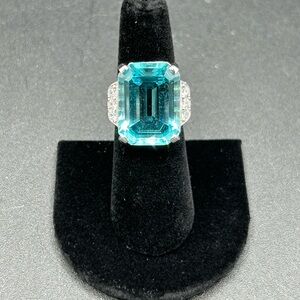 Blue Topaz Diamonique ring in excellent condition size 6 sterling silver